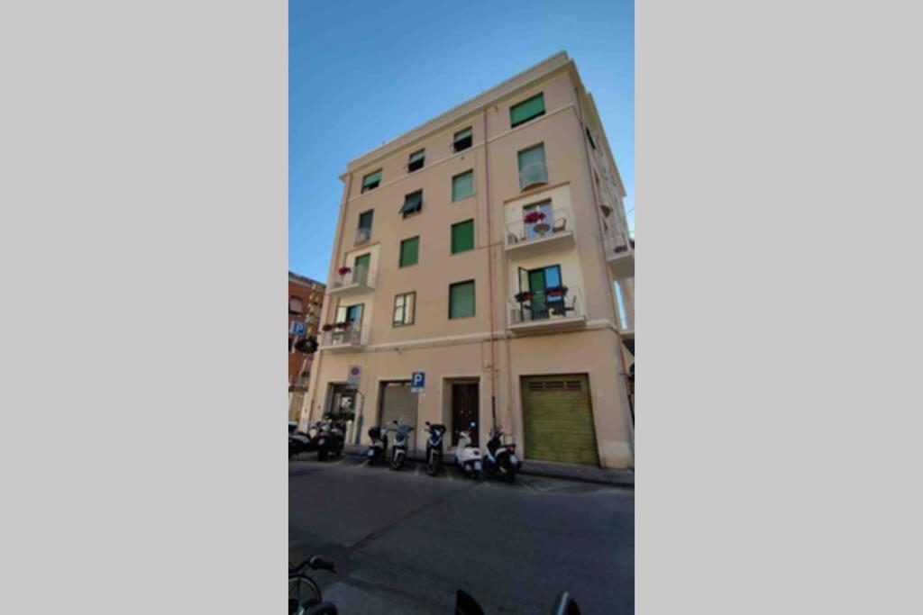 Mascagni 18: Lovely And Central Apartment Pisa Bagian luar foto